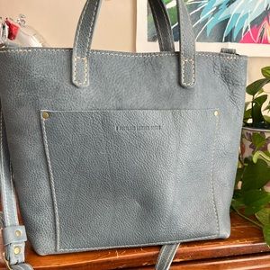Portland Leather Goods Tote. Medium. Zipped. Blue Steel.